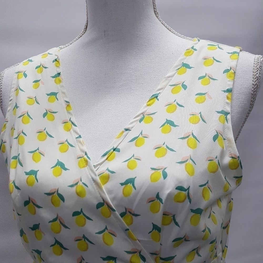 Maison Jules Lemon Dress Size Medium - Picture 3 of 4